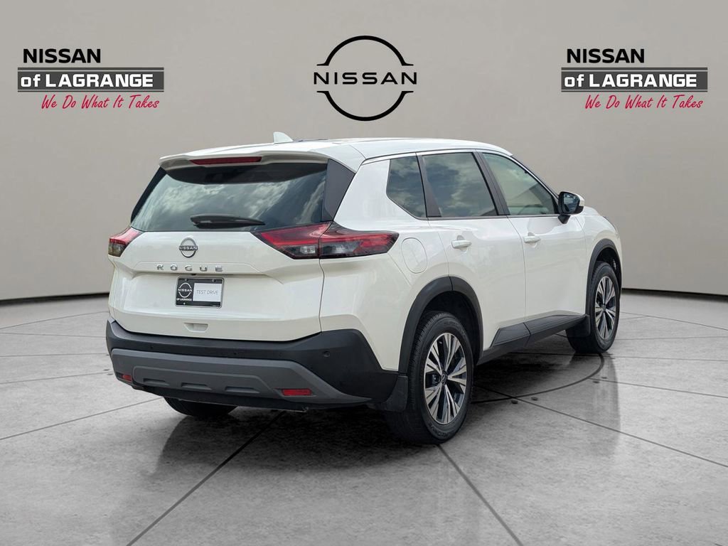 Used 2023 Nissan Rogue SV FWD image 5