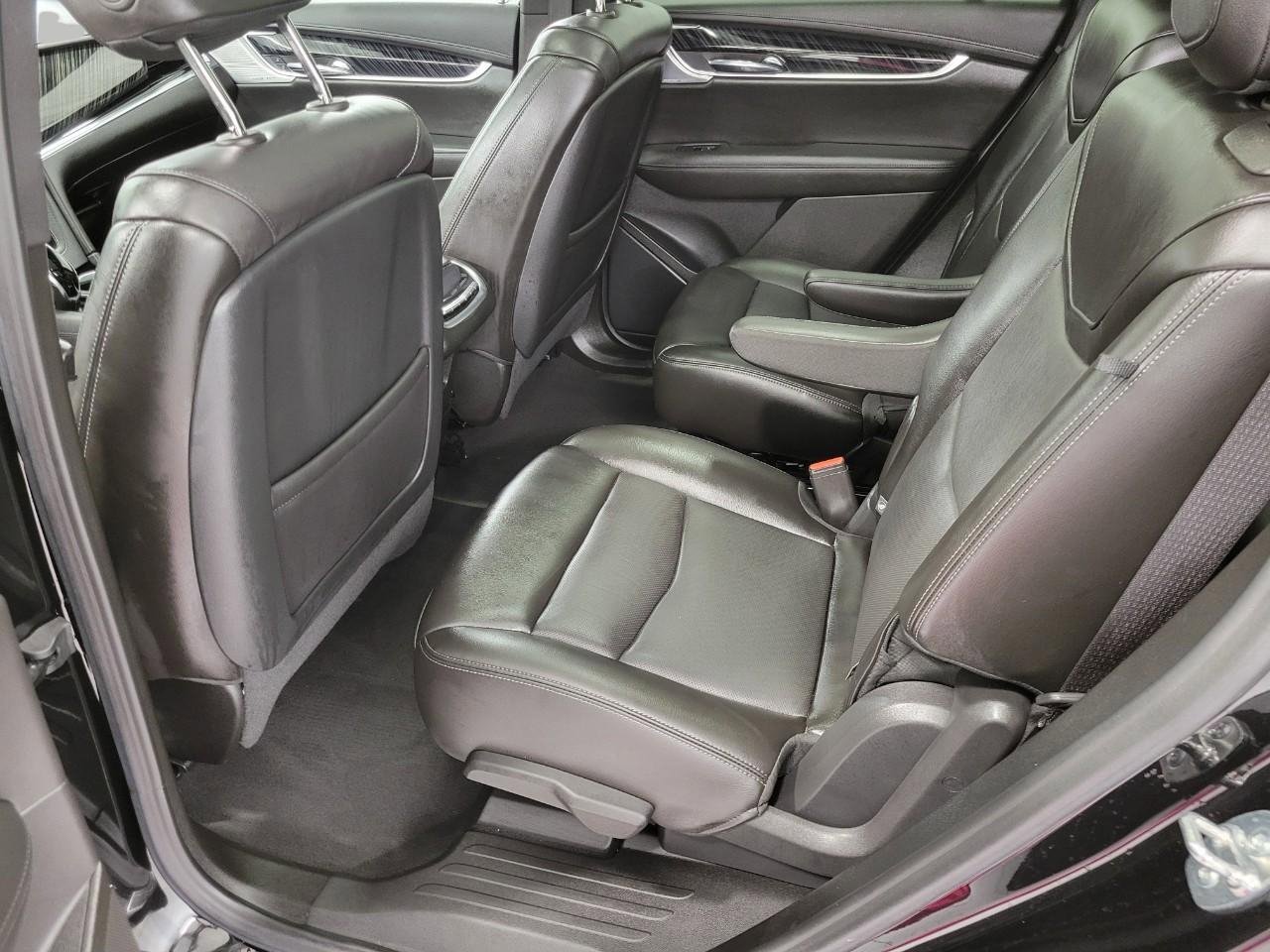 Certified 2025 Cadillac XT6 Premium Luxury image 22