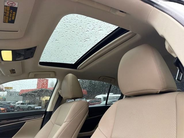 Used 2016 Lexus GS 200t w/ Premium Package image 19