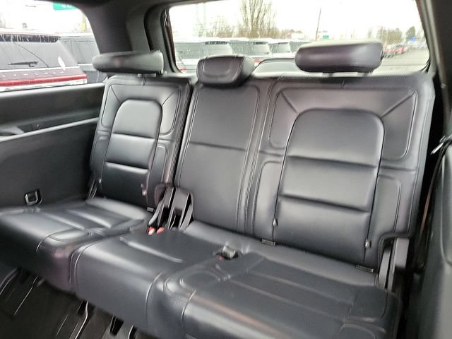 Used 2022 Lincoln Navigator Reserve AWD/4WD image 10