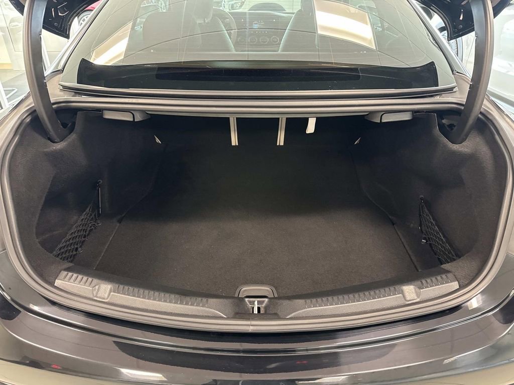 Used 2022 Mercedes-Benz E 450 Coupe image 8