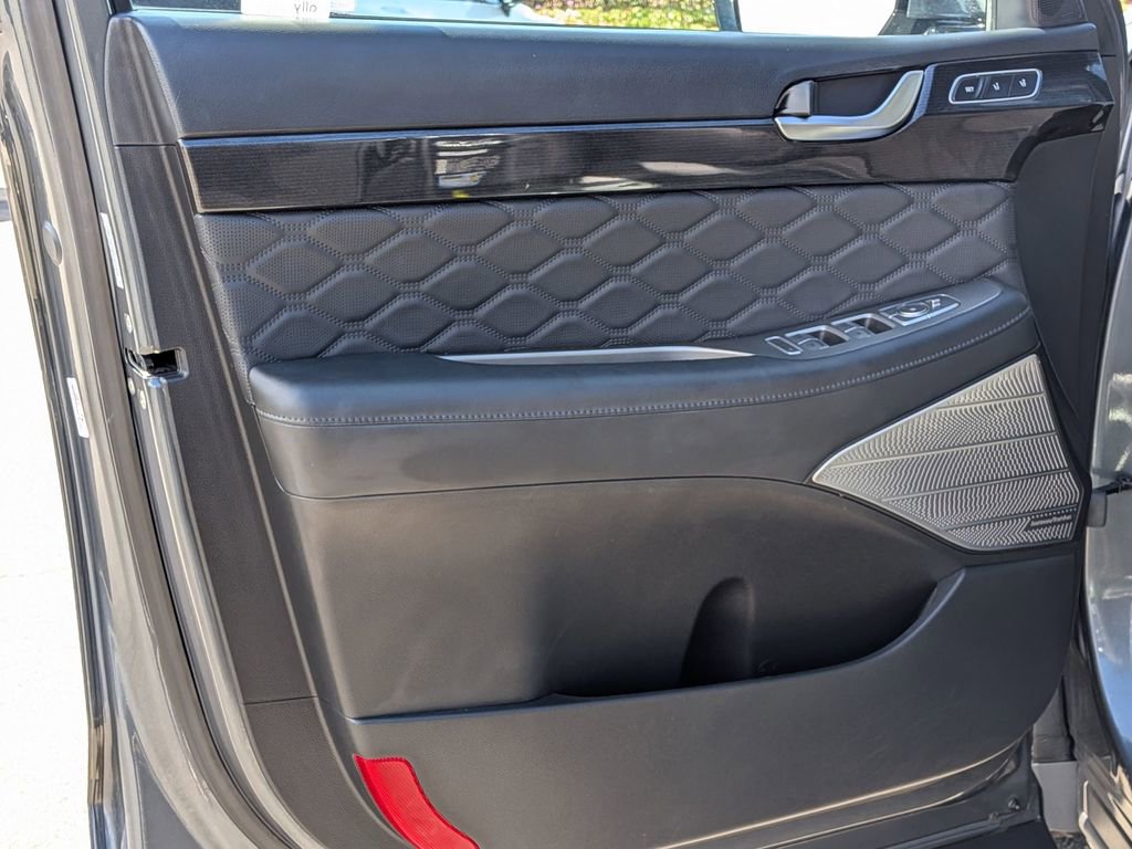Used 2022 Hyundai Palisade Calligraphy image 13