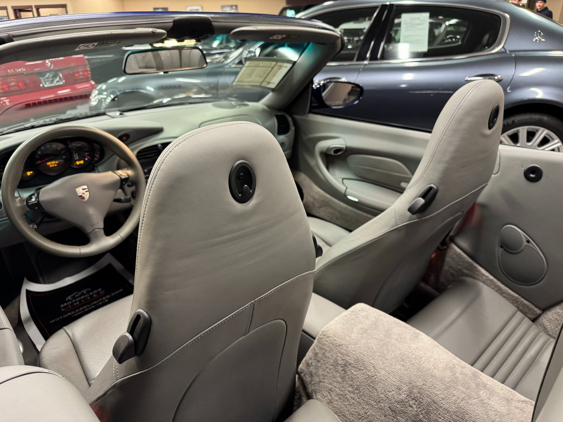 Used 2002 Porsche 911 Carrera image 23