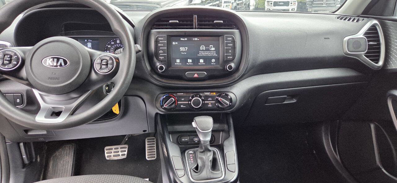 Used 2021 Kia Soul LX image 15