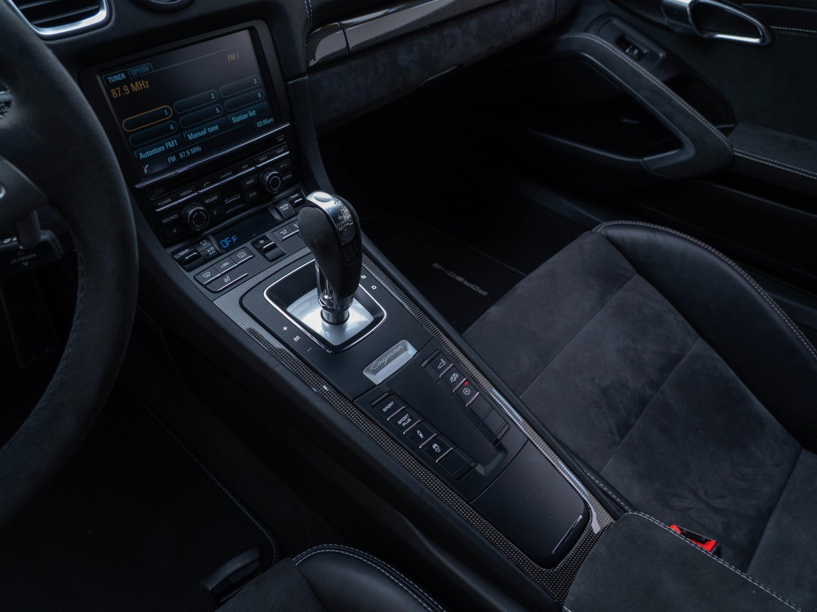 Certified 2016 Porsche Cayman GTS image 28