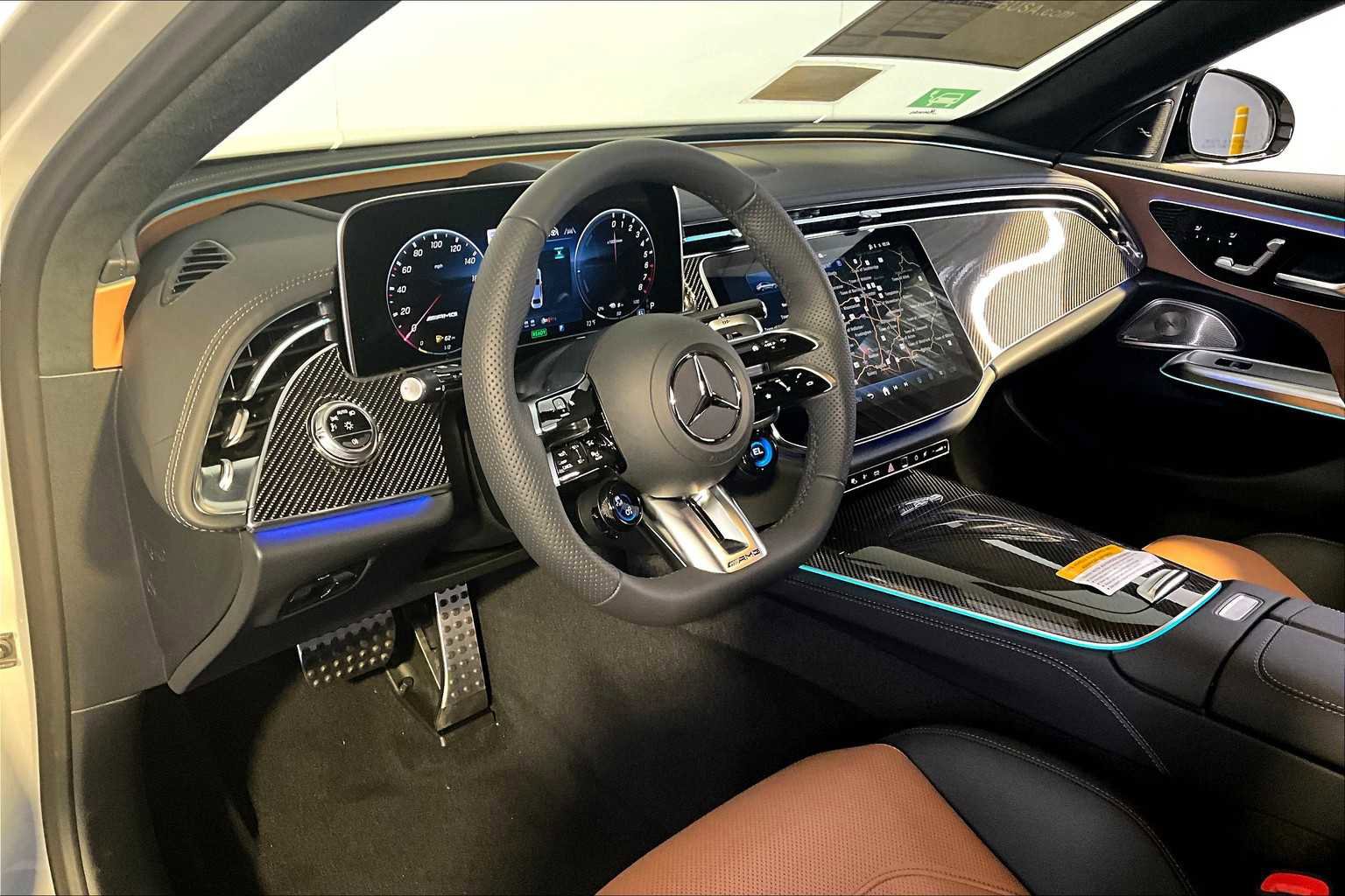 New 2026 Mercedes-Benz E 53 AMG e 4MATIC Sedan image 9