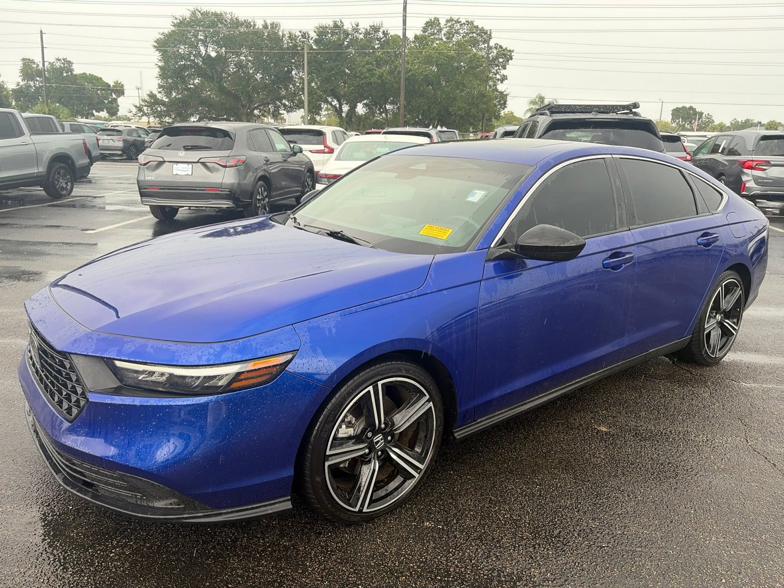 Used 2024 Honda Accord Sport image 3