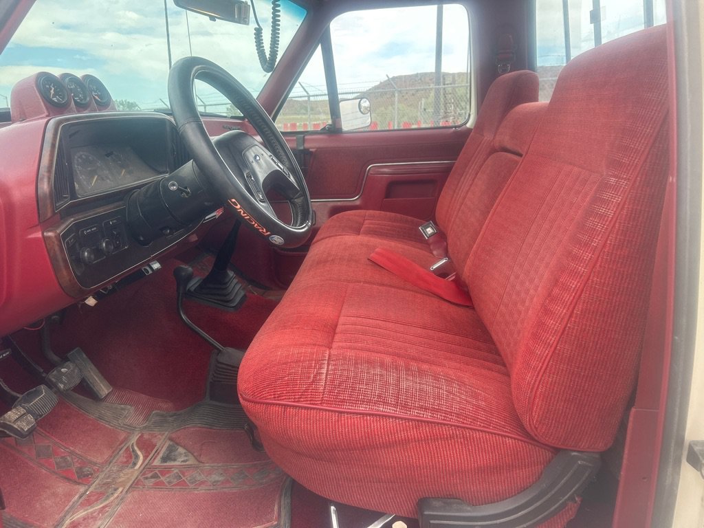 Used 1990 Ford F350 4x4 Regular Cab image 9