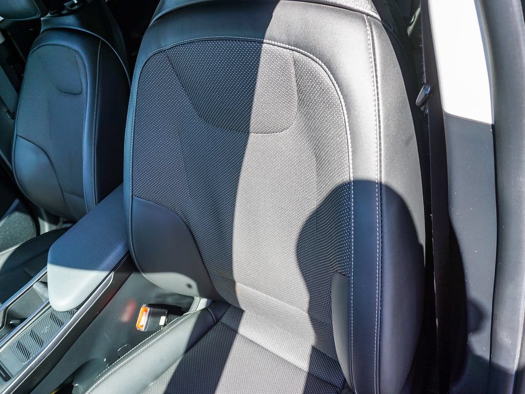Certified 2024 Kia EV6 Light RWD image 21
