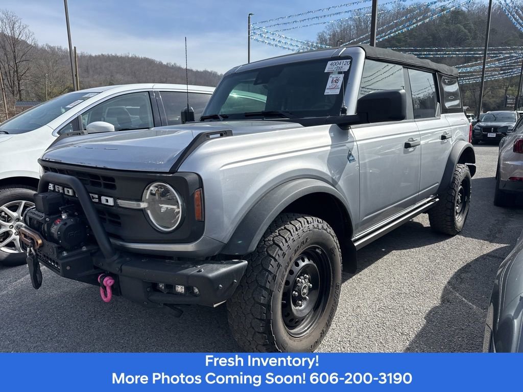 Used 2021 Ford Bronco Black Diamond AWD/4WD image 2