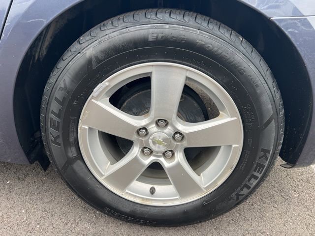 Used 2014 Chevrolet Cruze LT image 34
