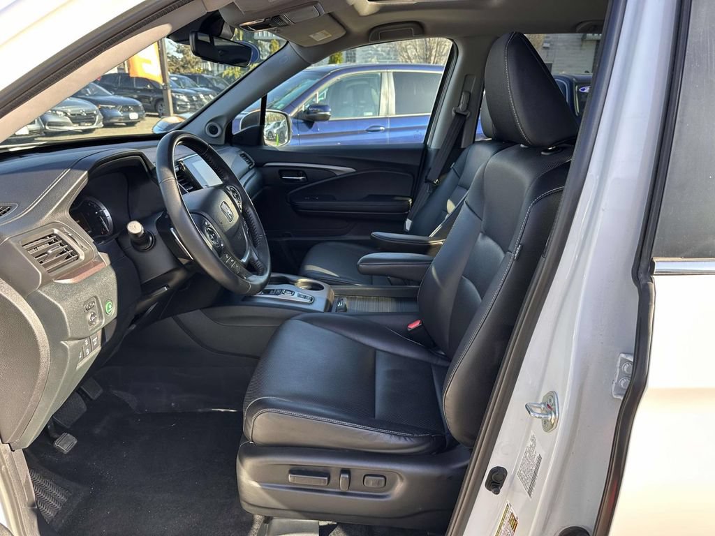 Used 2023 Honda Ridgeline RTL image 12
