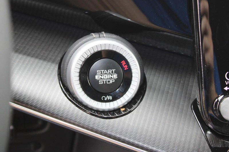 New 2024 Jeep Grand Wagoneer L Series II w/ Quick Order Packagew 28T image 25