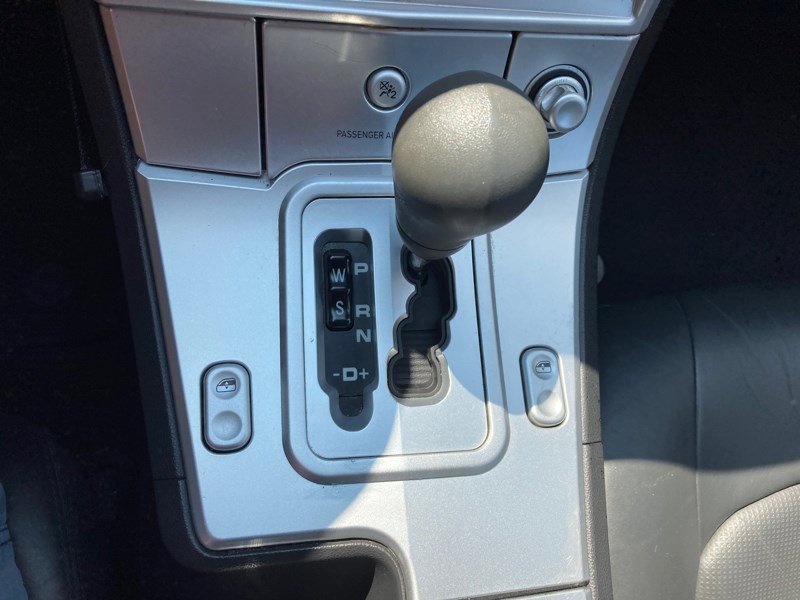 Used 2006 Chrysler Crossfire Limited image 15