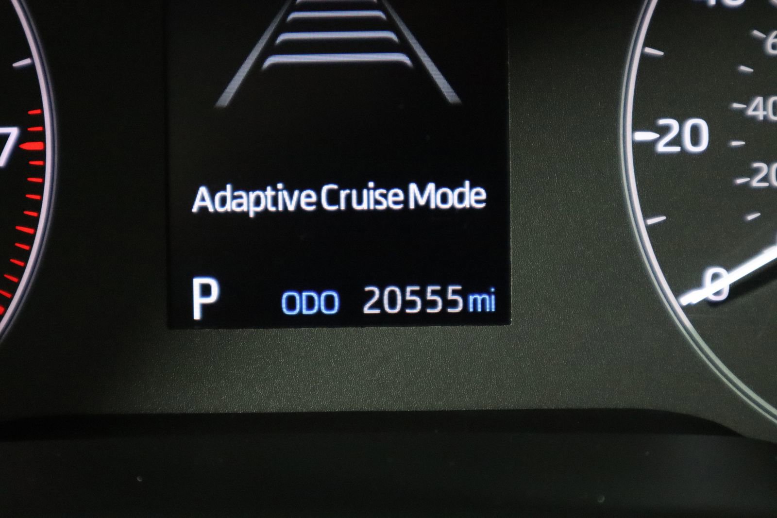 Used 2025 Toyota Corolla LE image 32