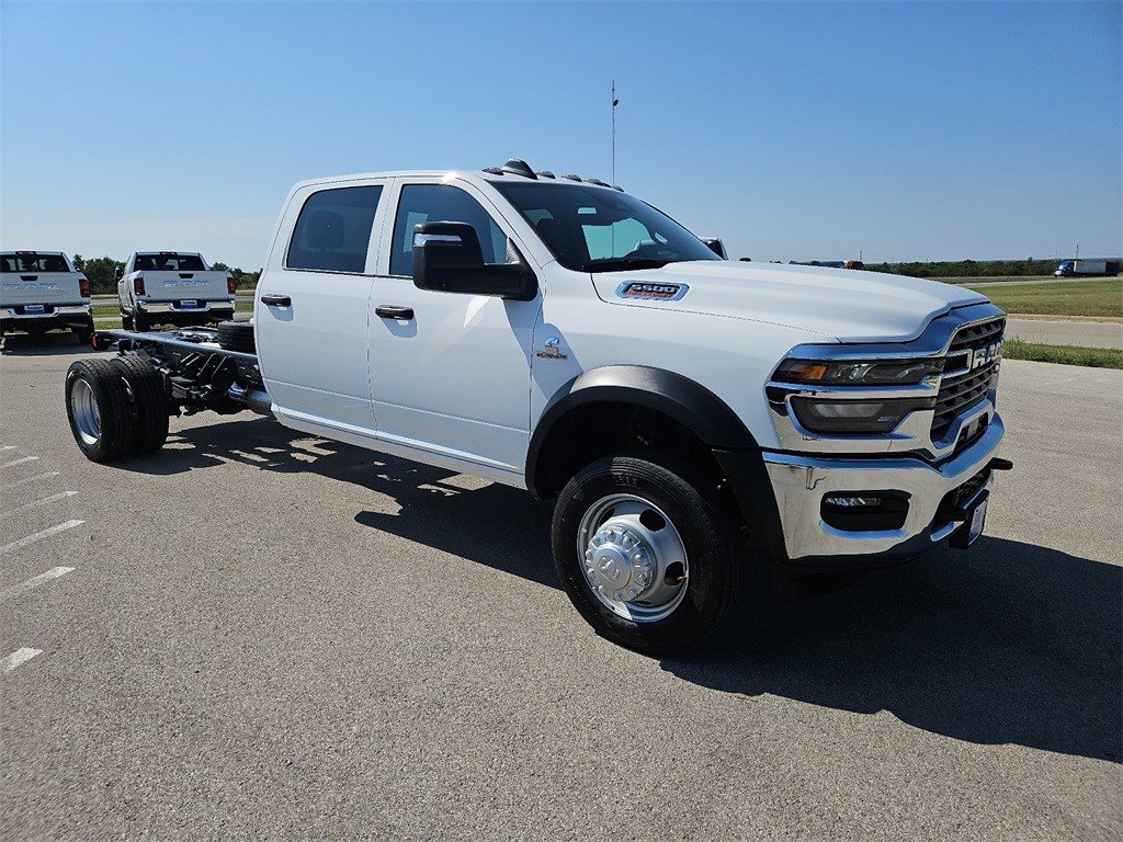 New 2026 RAM 5500 Tradesman w/ Chrome Appearance Group image 9
