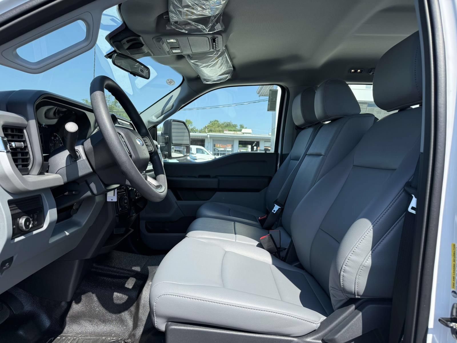 New 2026 Ford F350 XL w/ FX4 Off-Road Package AWD/4WD image 10