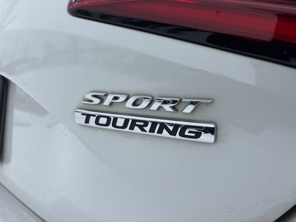 Used 2023 Honda Civic Sport Touring image 4