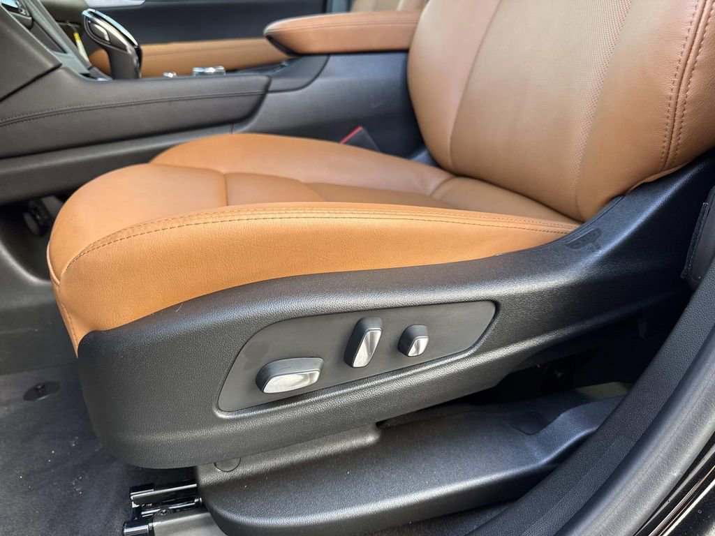 New 2026 Cadillac XT5 Premium Luxury w/ Driver Assist Package image 19