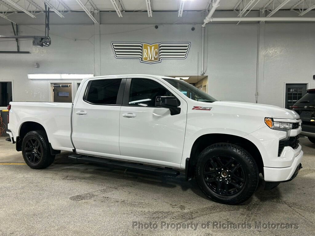 Used 2022 Chevrolet Silverado 1500 RST image 1