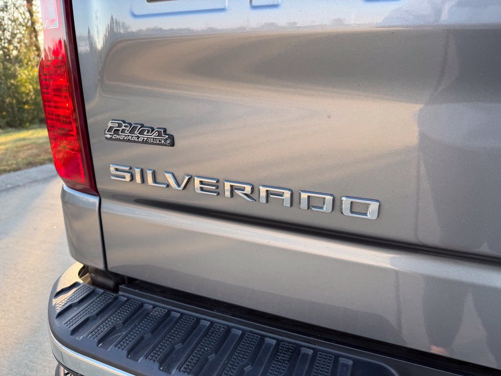 Used 2021 Chevrolet Silverado 1500 LT AWD/4WD image 7