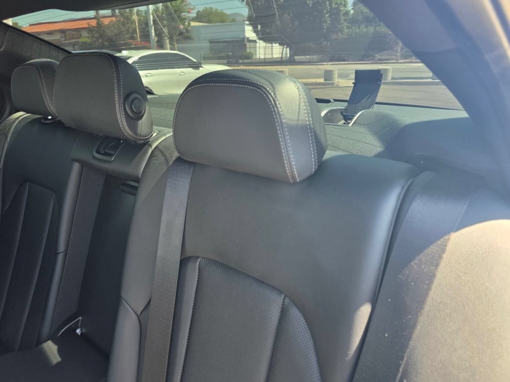 Used 2024 BMW 330i Sedan RWD image 15