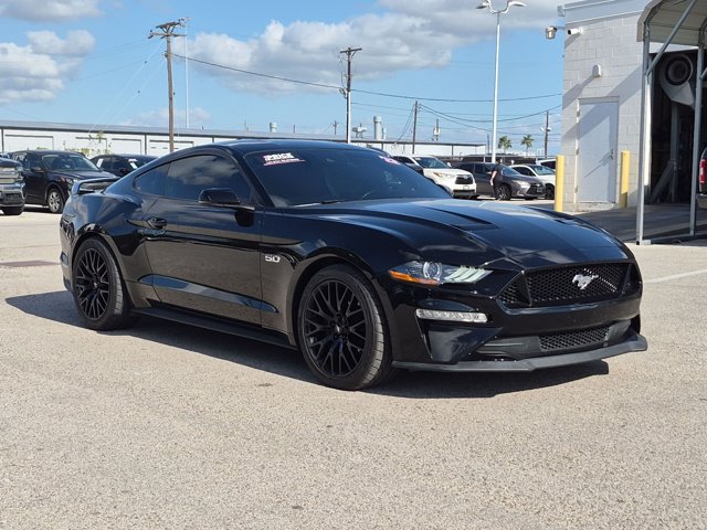Used 2022 Ford Mustang GT Premium w/ GT Performance Package RWD image 3