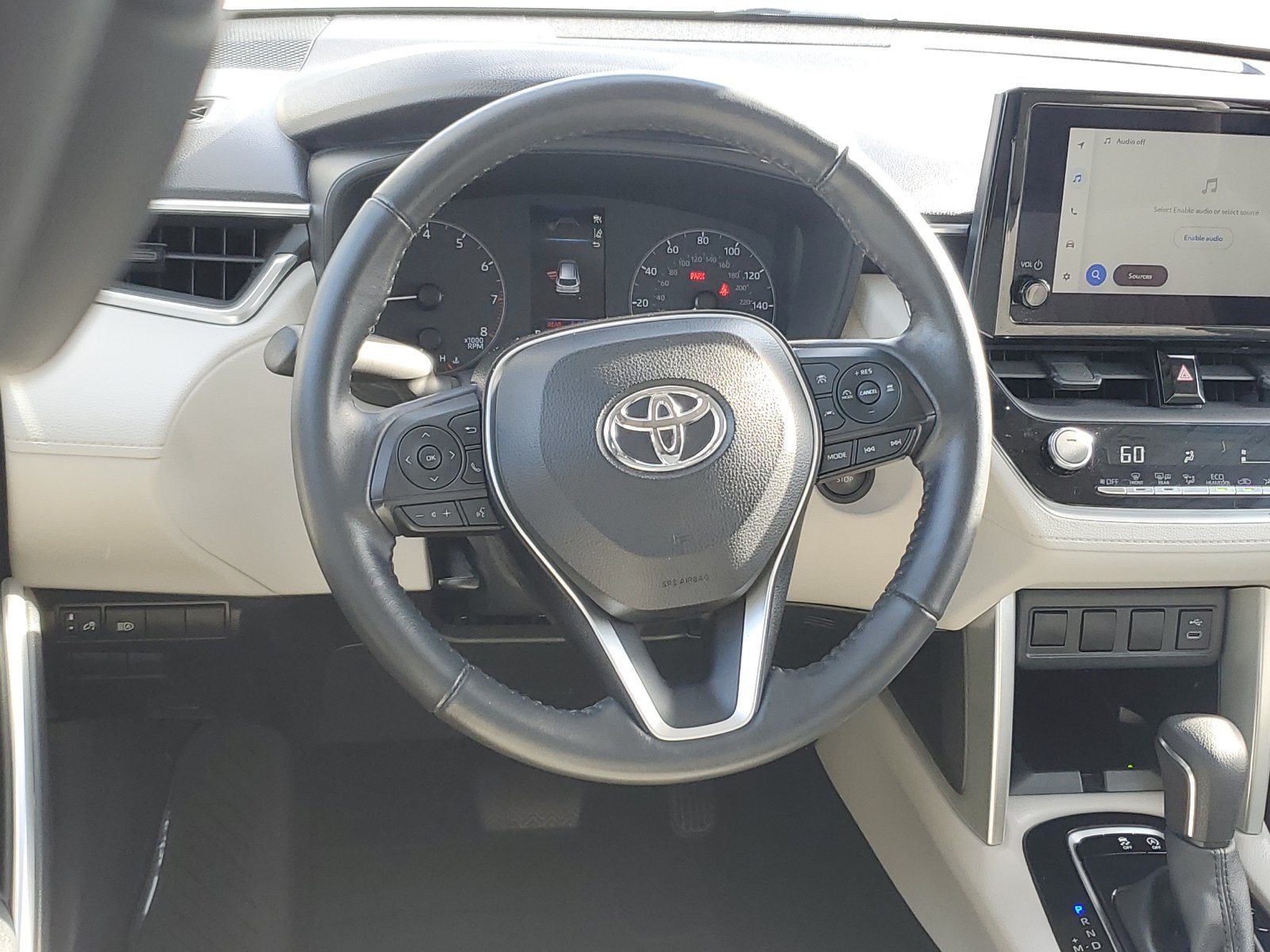 Certified 2024 Toyota Corolla Cross LE w/ Moonroof Package FWD image 12