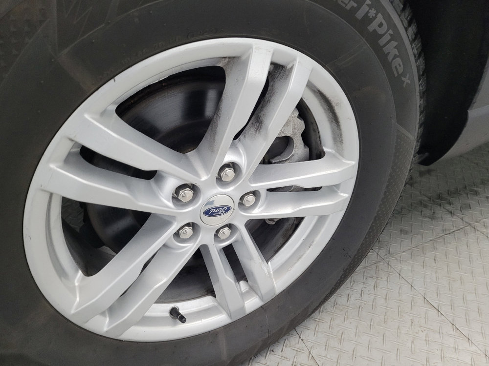 Used 2020 Ford Explorer XLT w/ Comfort Package image 31