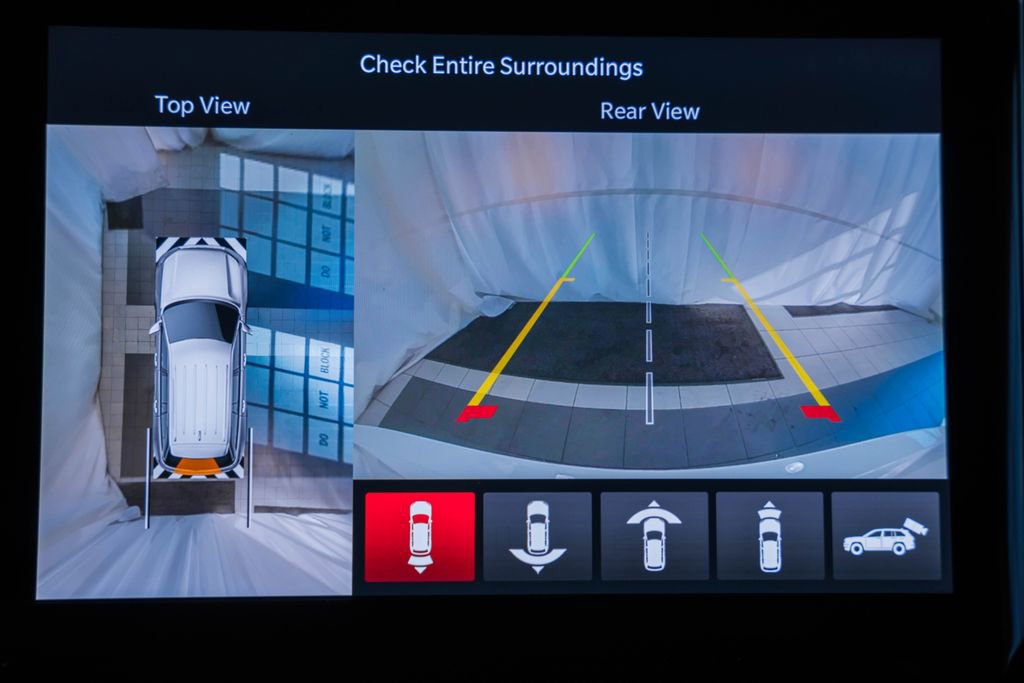 New 2025 Jeep Grand Cherokee Limited w/ Luxury Tech Group II image 41