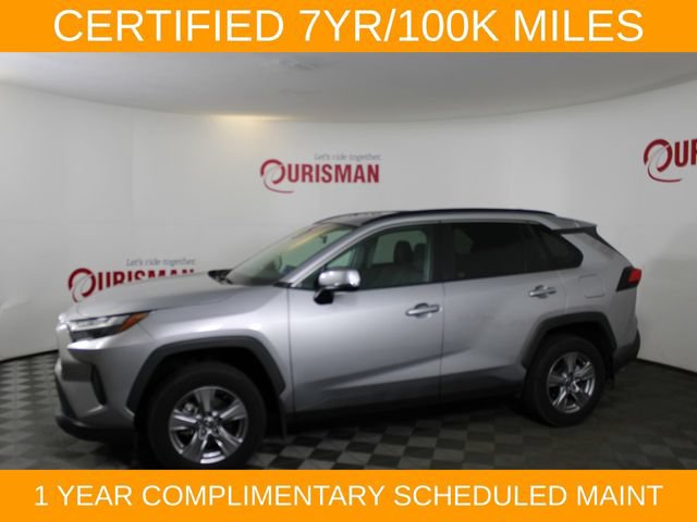 Used 2024 Toyota RAV4 XLE w/ Convenience Package FWD image 4