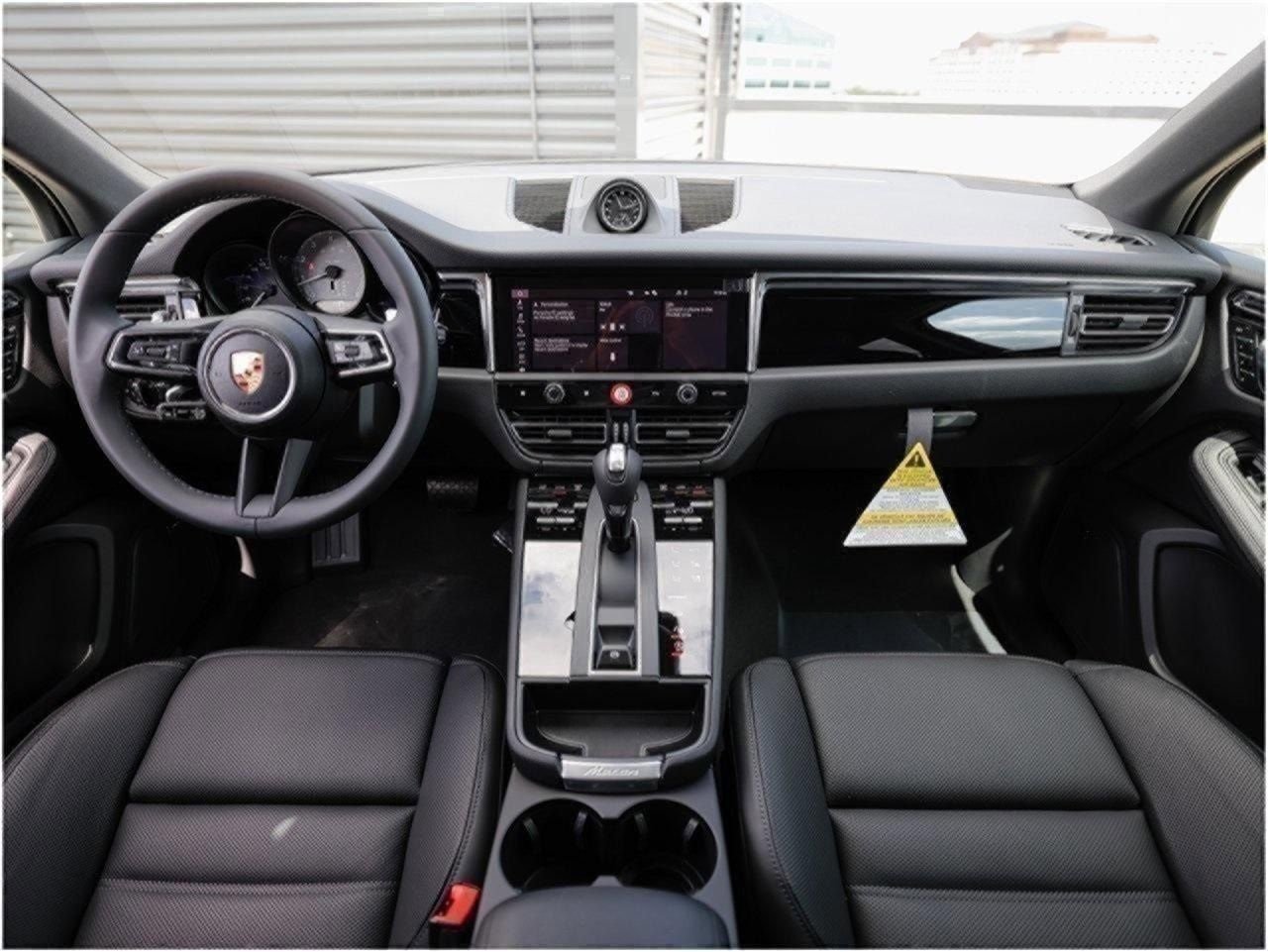 New 2025 Porsche Macan S image 24