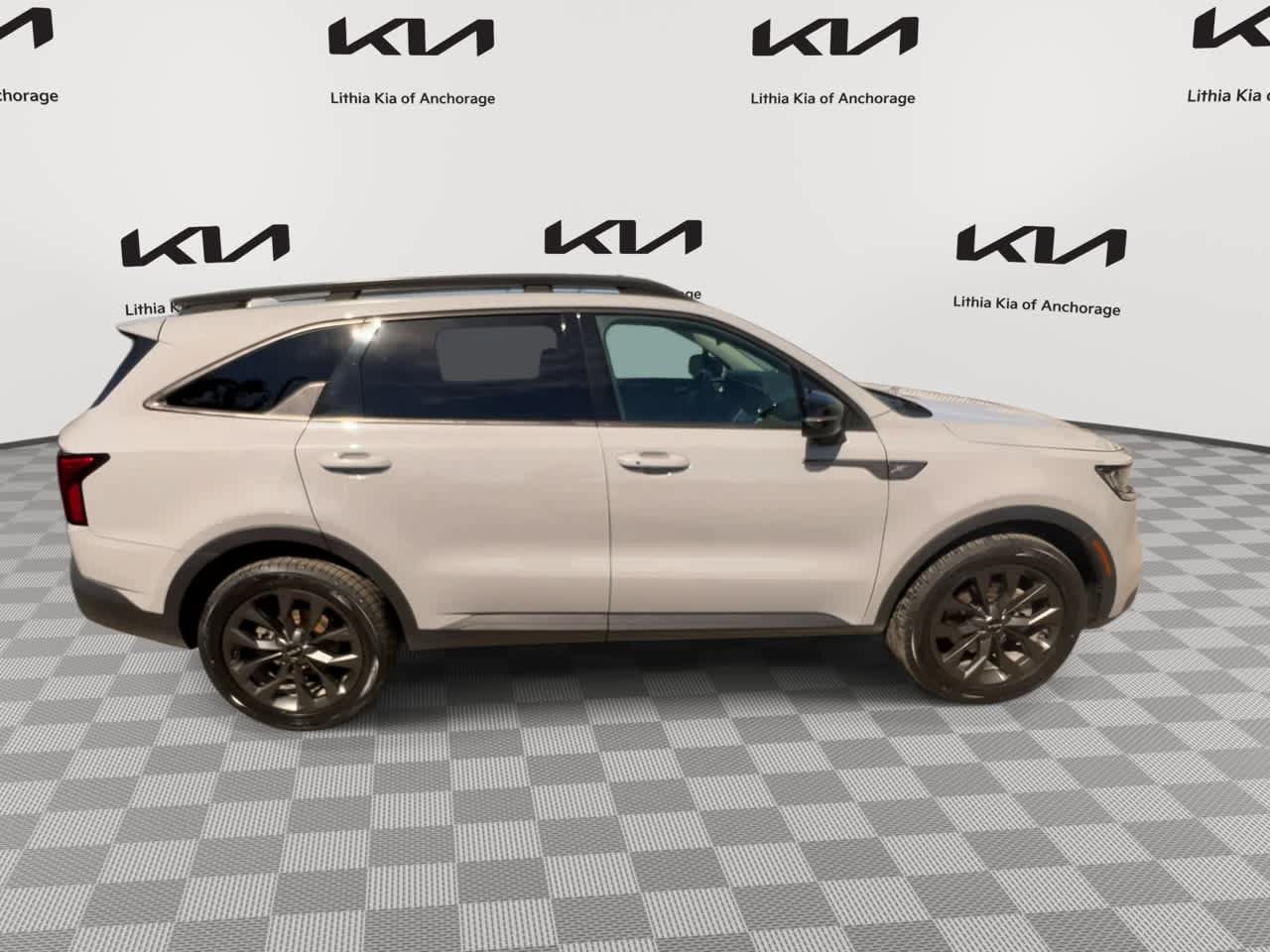 Certified 2025 Kia Soul LX w/ LX Technology Package FWD image 9