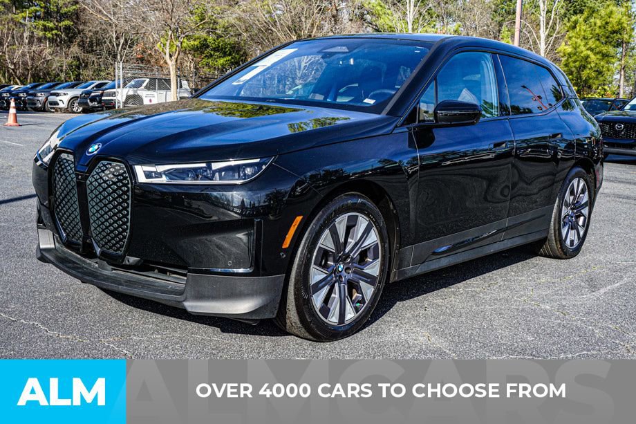 Used 2022 BMW iX xDrive50 w/ Convenience Package image 2