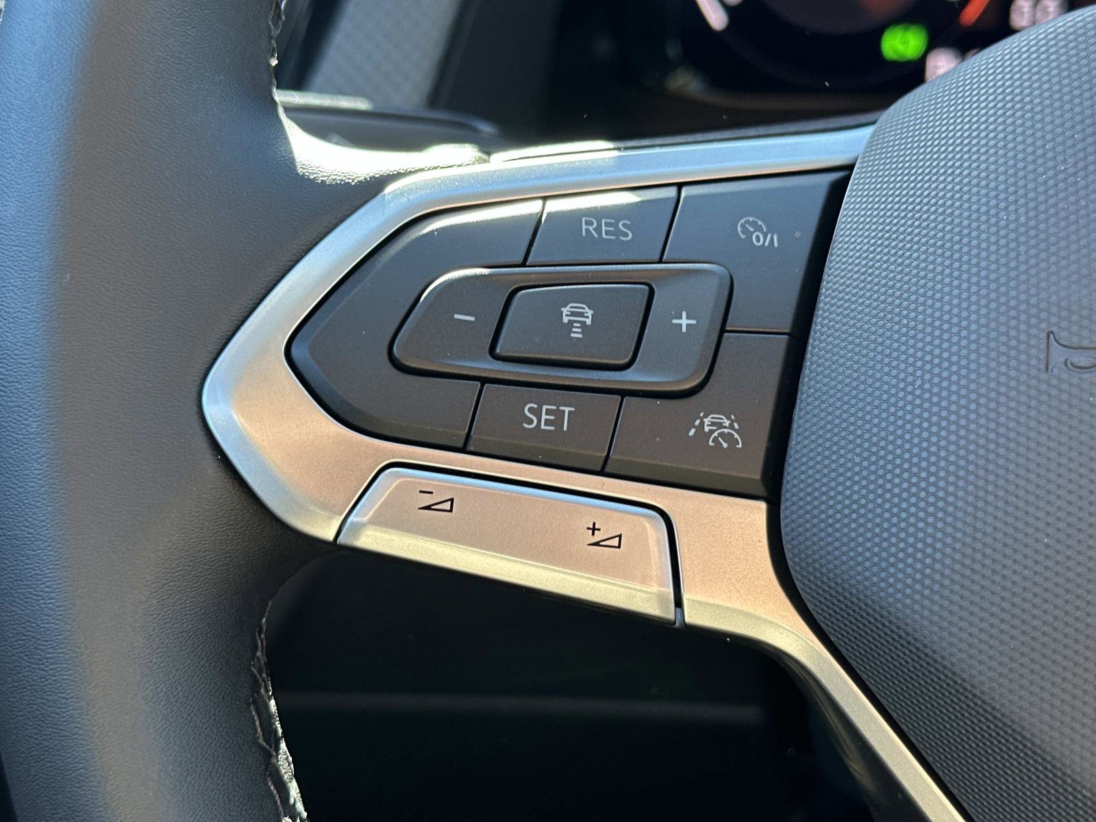 New 2026 Volkswagen Atlas Peak Edition image 23