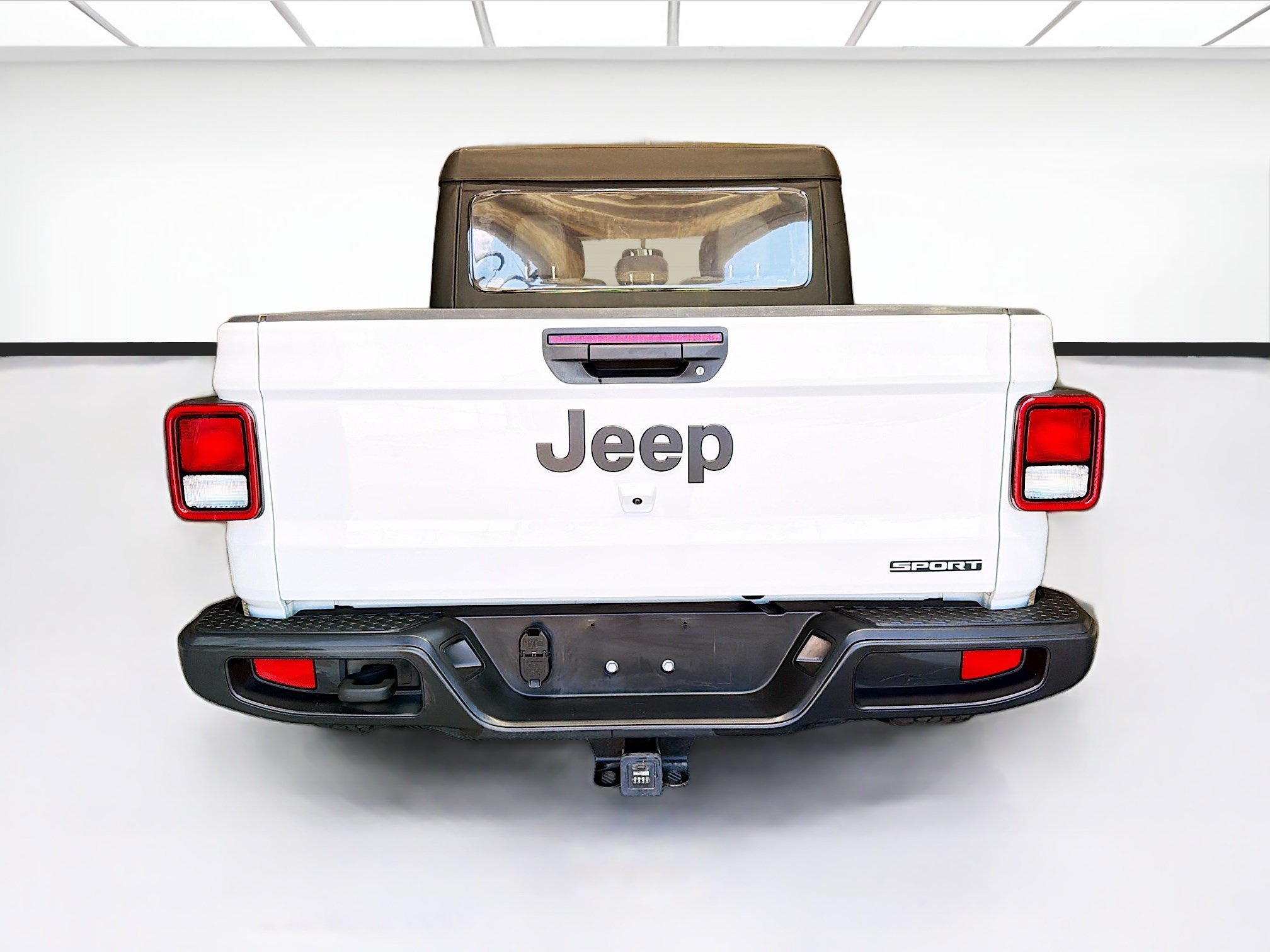 Used 2021 Jeep Gladiator Sport AWD/4WD image 5