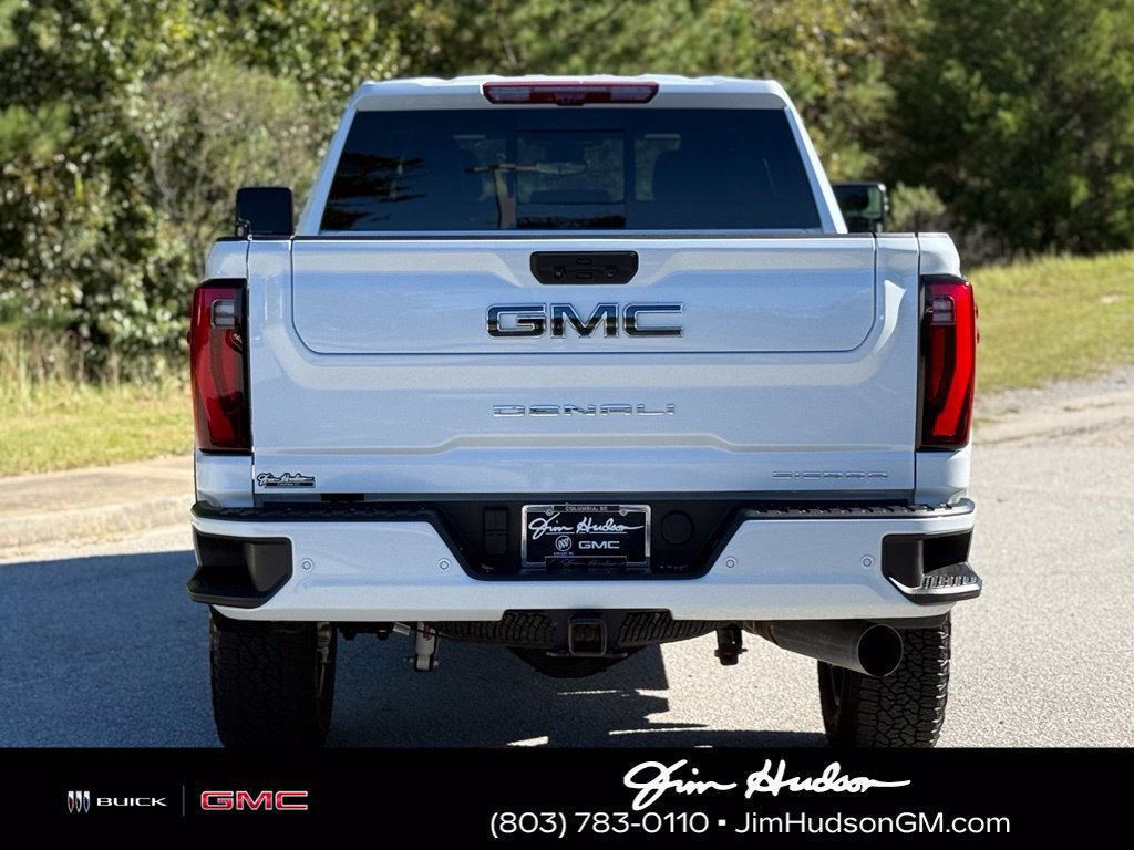 Certified 2026 GMC Sierra 2500 Denali Ultimate AWD/4WD image 15