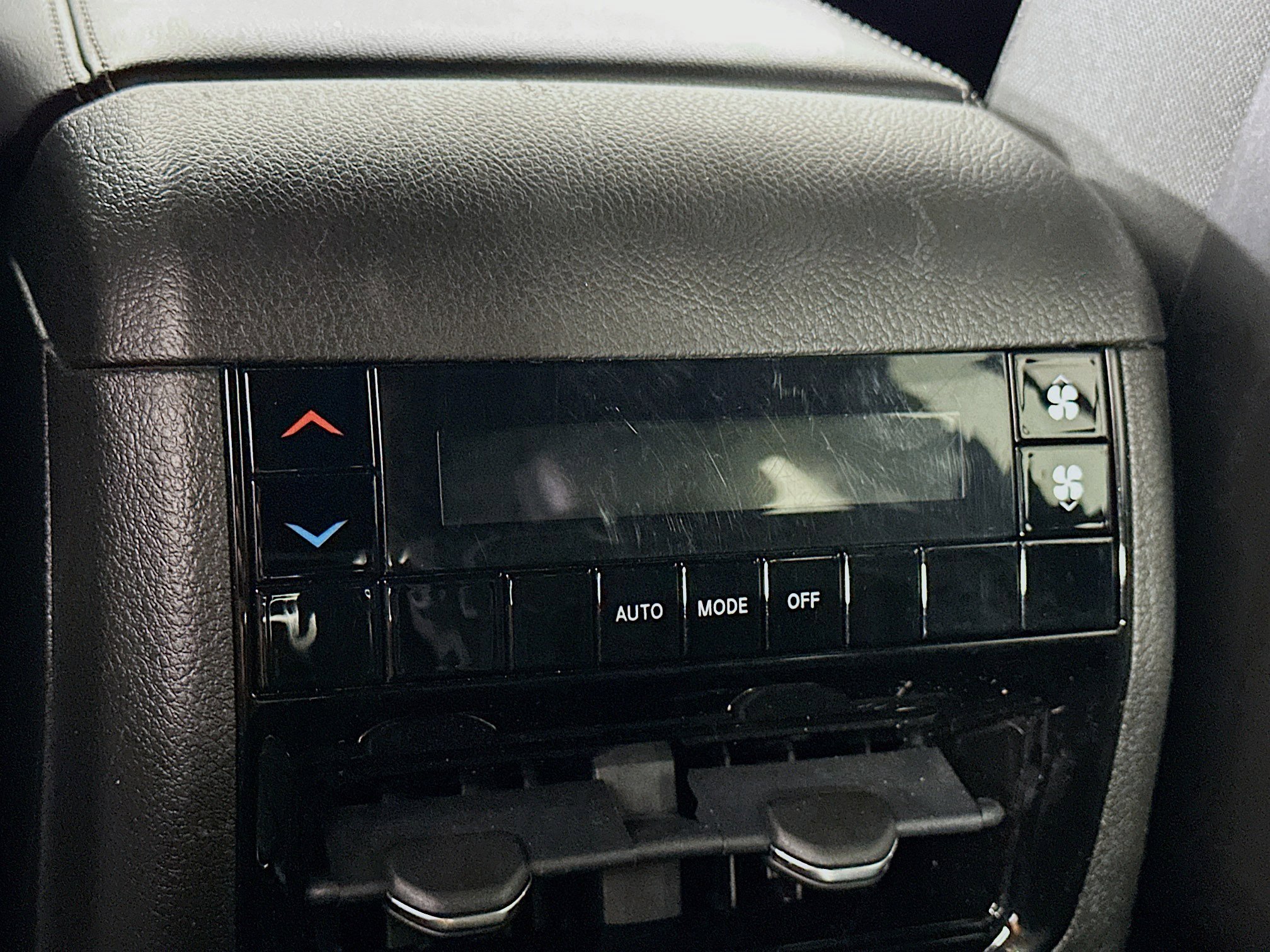 Used 2021 Jeep Grand Cherokee L Laredo image 27