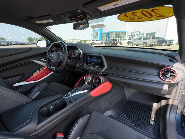 Used 2022 Chevrolet Camaro SS RWD image 30