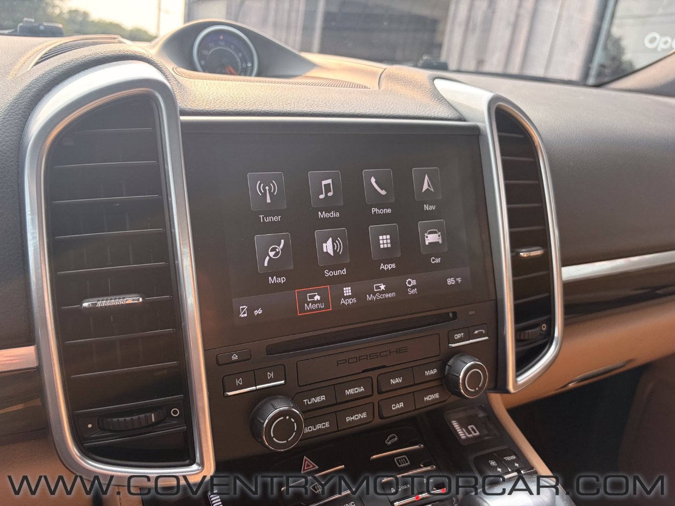 Used 2018 Porsche Cayenne Platinum Edition AWD/4WD image 22