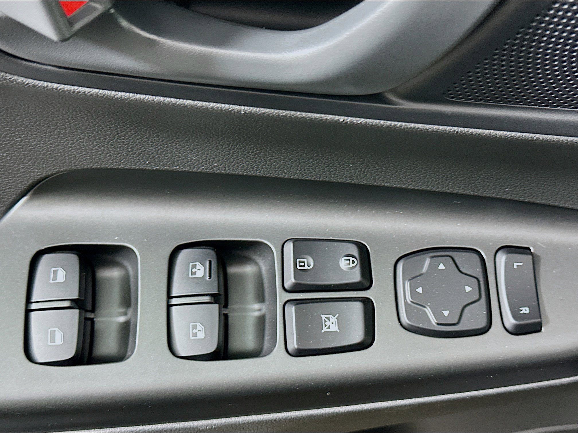 Used 2023 Hyundai Kona SEL w/ Cargo Package image 11