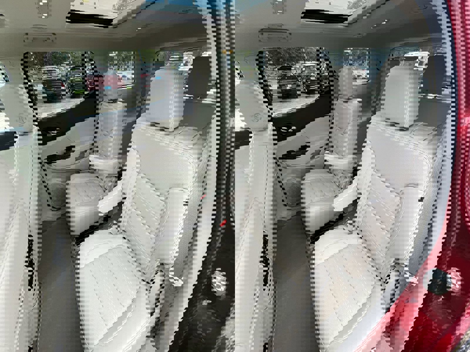 Used 2023 GMC Acadia Denali w/ Denali Ultimate Package image 26