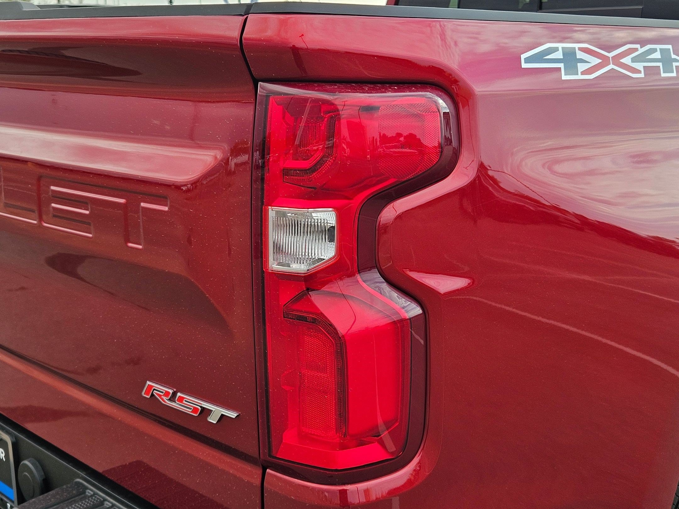 Used 2025 Chevrolet Silverado 1500 RST w/ Convenience Package II AWD/4WD image 12