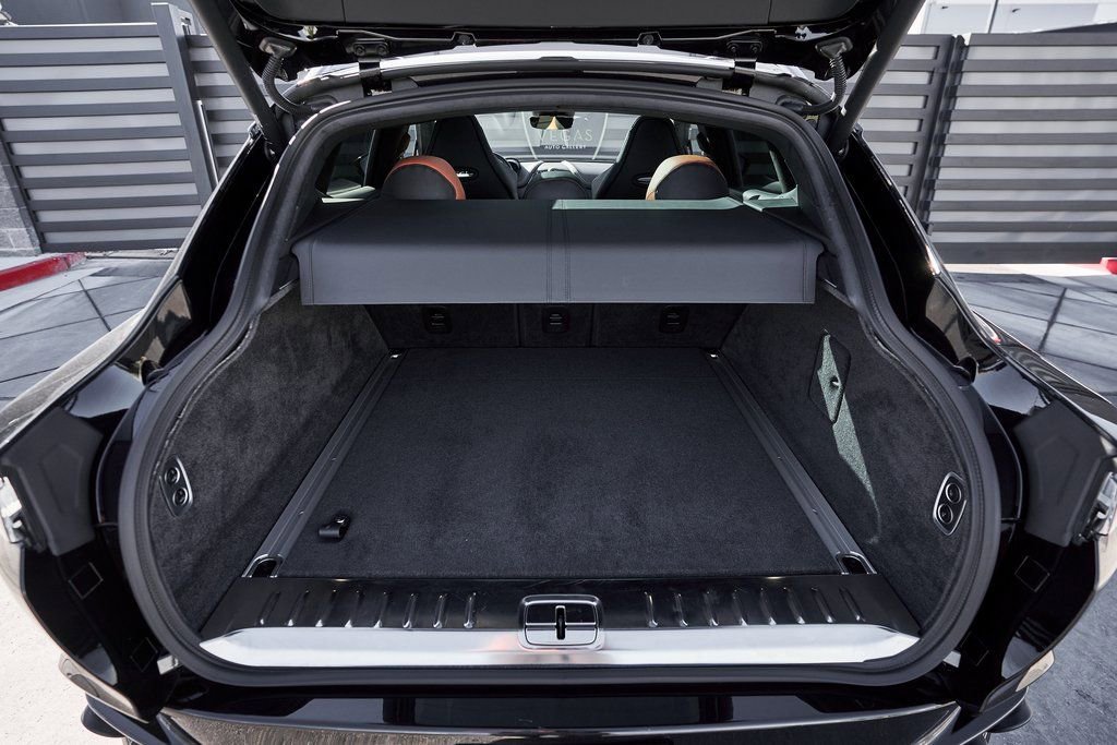 Used 2023 Aston Martin DBX 707 image 14