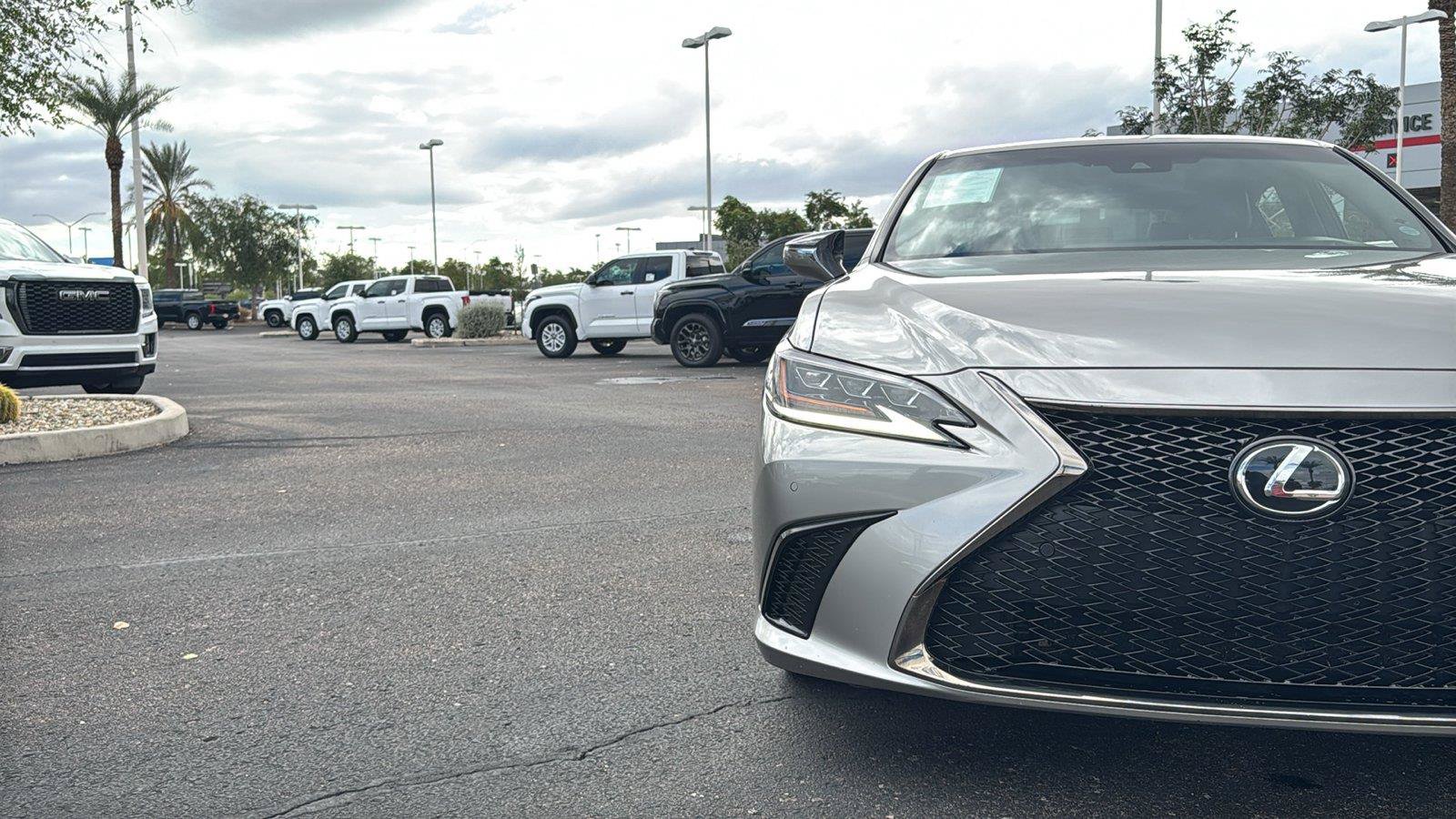 Used 2021 Lexus ES 350 F Sport w/ Accessory Package 2 FWD image 3