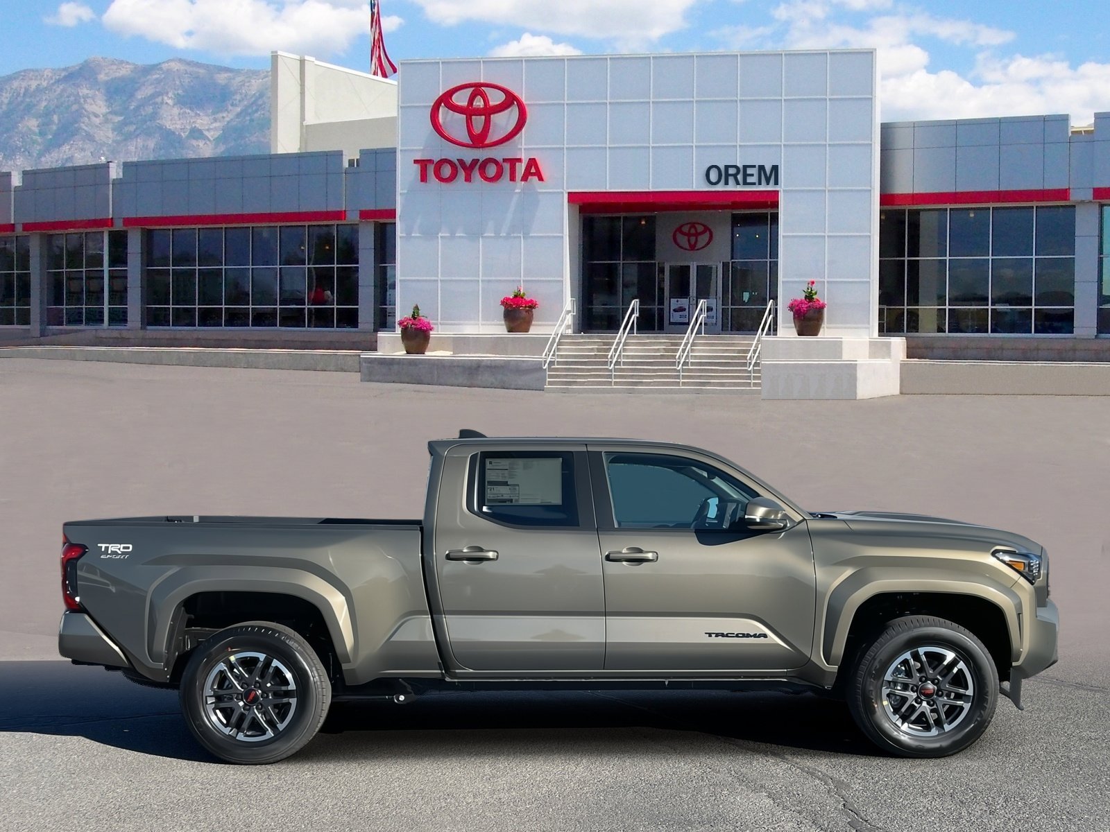 New 2026 Toyota Tacoma TRD Sport w/ TRD Sport Upgrade Package image 3