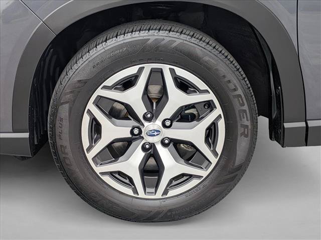 Used 2022 Subaru Forester Premium AWD/4WD image 22