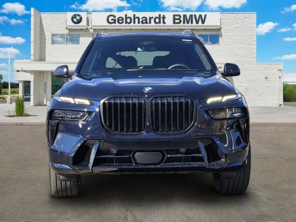 New 2026 BMW X7 xDrive40i w/ M Sport Package video 2