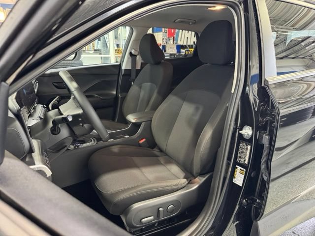 Used 2025 Hyundai Kona SEL AWD/4WD image 25