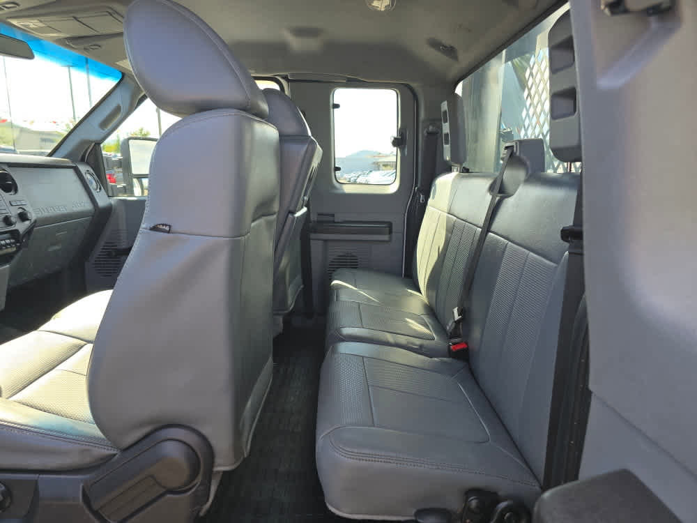 Used 2013 Ford F550 XL 2WD SuperCab 186 WB 84 CA w/ XL Value Pkg image 17